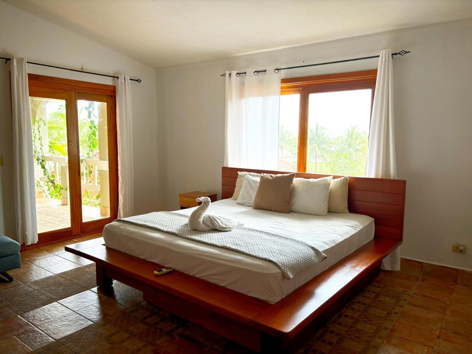CabreraRoyal Palm Retreatアパートメント エクステリア 写真