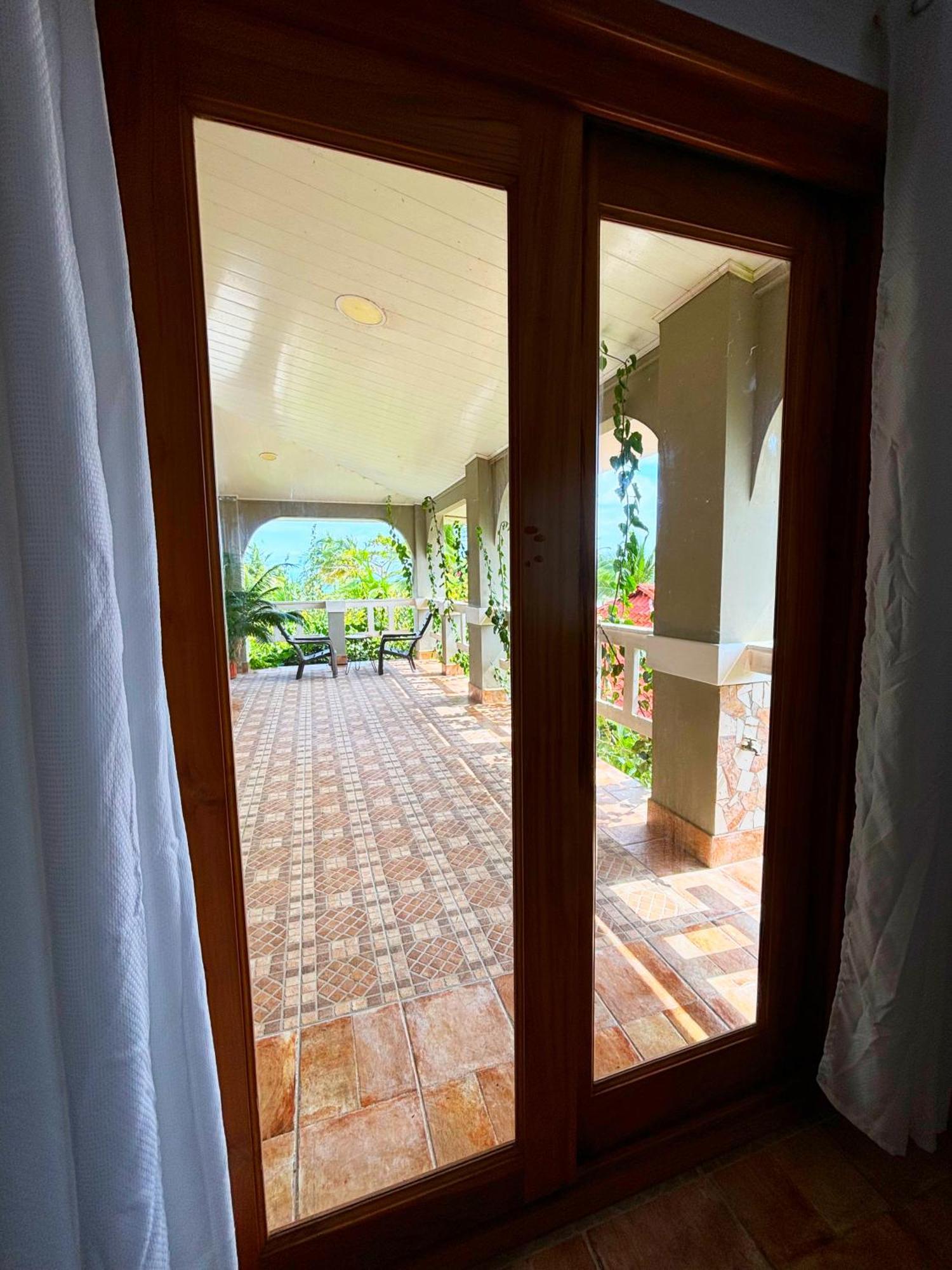 CabreraRoyal Palm Retreatアパートメント エクステリア 写真